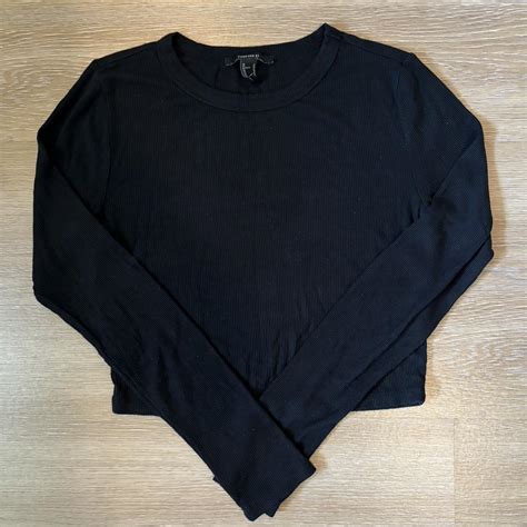 Basic Crop Top Long Sleeve Black Forever21 Depop