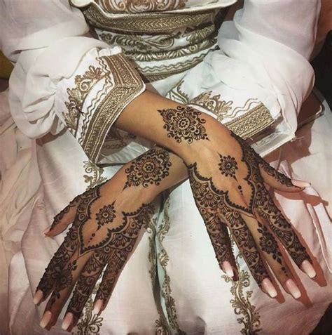 Mon Mariage Avec Lui Henna Inspired Tattoos Henna Tattoo