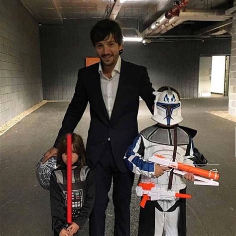 Diego Luna Está Preparado Para La Adolescencia De Sus Hijos ¡hola