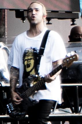 Pete Wentz 2021: Girlfriend, net worth, tattoos, smoking & body facts