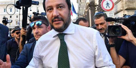 Matteo Salvini en Sicile pour affirmer sa politique anti-immigration