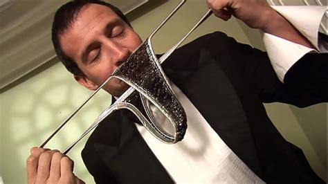 Revealing Videos Xvideos