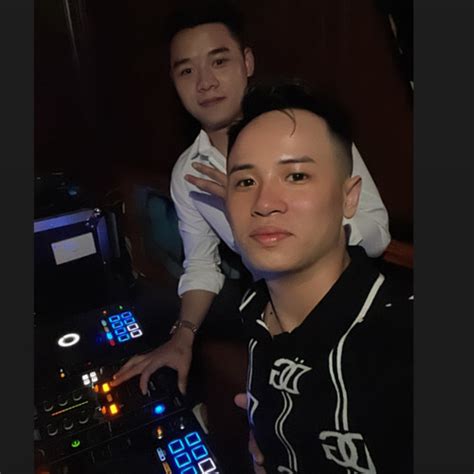 Stream Nonstop tưng tửng phòng bay Thanh An remix Hot Track cuối năm m r by Thanh An