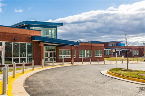 Wakefield Forest Elementary School In Fairfax Va