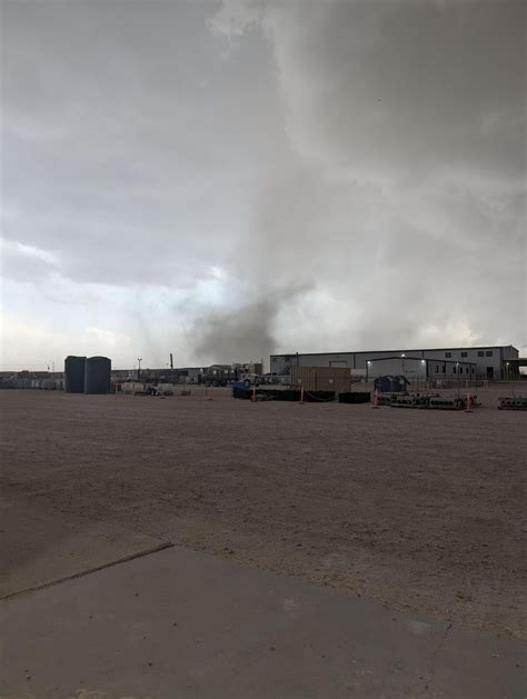 Tornado Starting To Touch Down In Midland Tx Rtornado