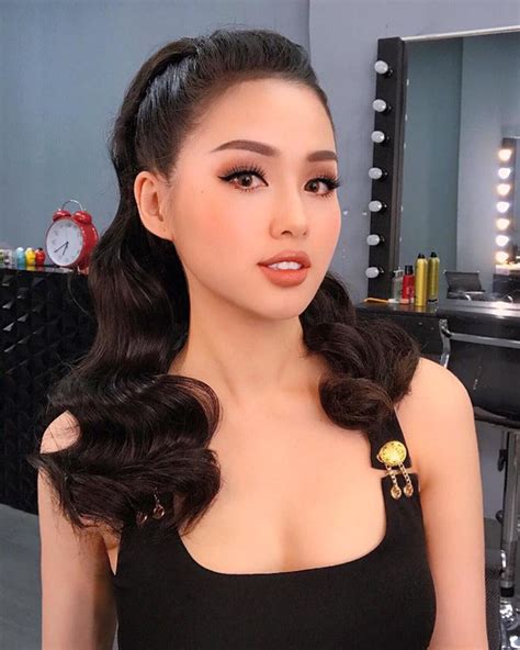 Đẳng cấp nhan sắc của hot girl đời đầu Mi Vân Tâm Tít Ngọc Anh Mai Ngọc