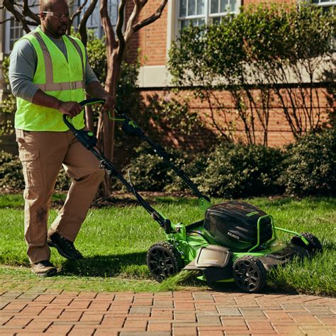 21 Self Propelled Lawnmower Greenworks Australia