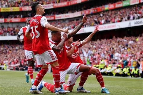 Hasil Pertandingan Liga Inggris Arsenal Dan Liverpool Menang Chelsea