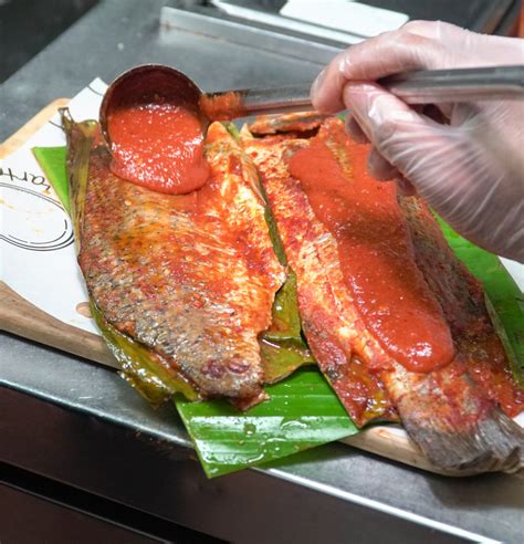 The Manhattan FISH MARKET Releases NEW Ikan Bakar Seafood Platter, From ...