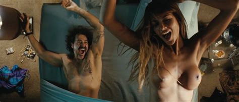 Catalina Denis Nude Topless The Tunnel S E Hd P