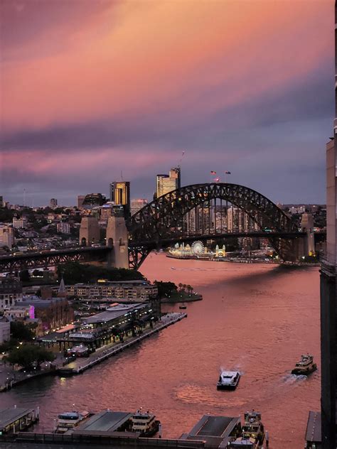 Sydney Harbour sunset tonight : r/sydney