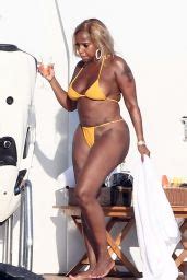 Mary J Blige In A Bikini Celebmafia