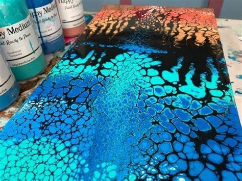 Acrylic Pour Painting Center Swipe With Paper Towel Acrylic Pouring