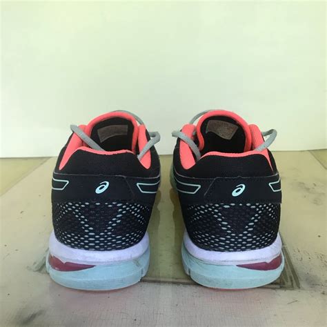 Asics Fluid Axis Gem