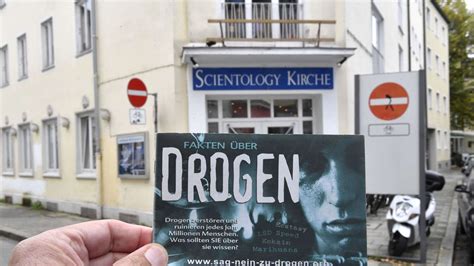 Wie Scientology mit Tarnorganisationen in München um neue Mitglieder wirbt