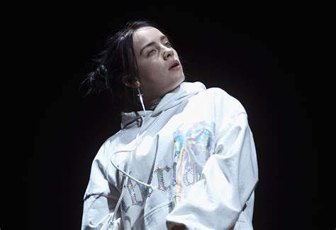 Billie Eilish Explains Why She Began Wearing Baggy Clothes Atelier