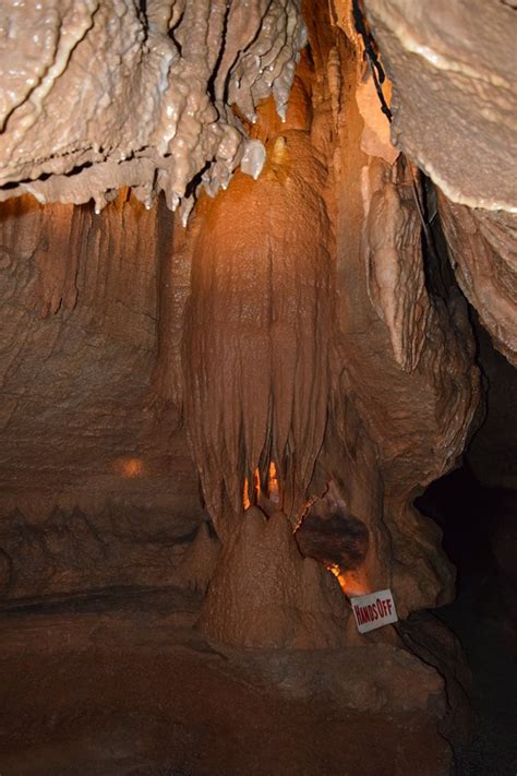 Come Explore Bluff Dwellers Cave Mainstream Adventures