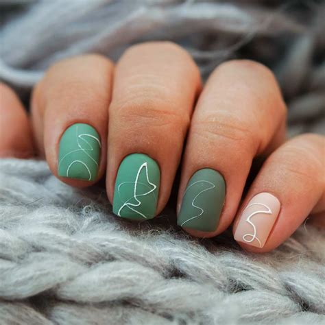 Gorgeous Sage Green Nails To Inspire Your Next Manicure Off