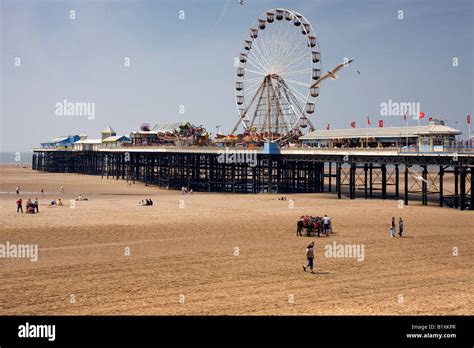 Blackpool Central Pier, Lancashire, England Stock Photo - Alamy