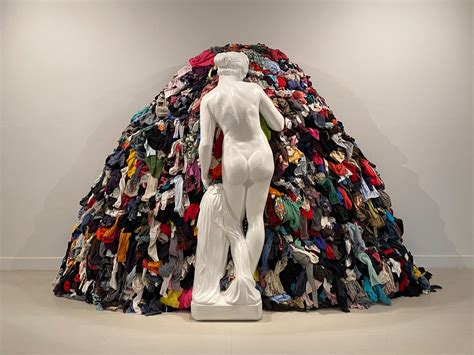 Michelangelo Pistoletto Racconta La Sua Filosofia Mentre Va In Mostra