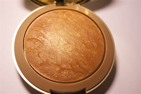Beauty In The Basics Review Milani Baked Bronzer And Blush Glow