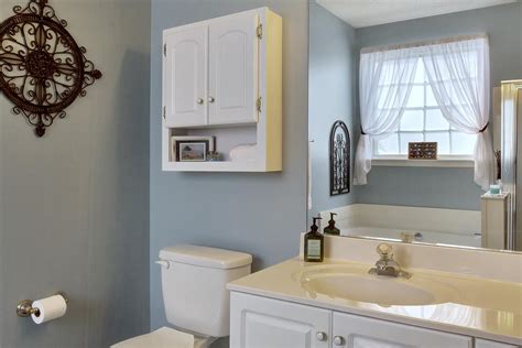 Tips For Staging A Bathroom When Selling