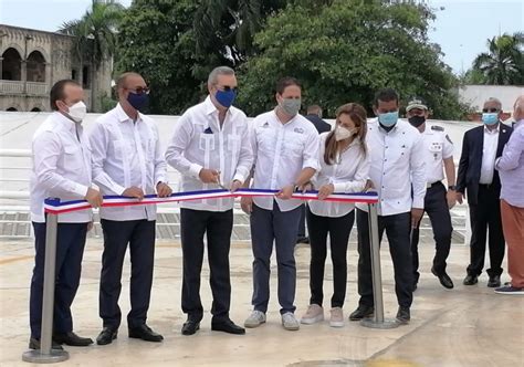 Presidente Luis Abinader Inaugura Parqueo De La Atarazana En La Ciudad