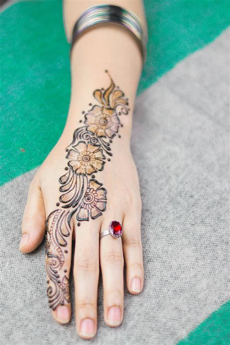 Aggregate 78 Mehndi Henna Tattoo Best In Coedo Vn