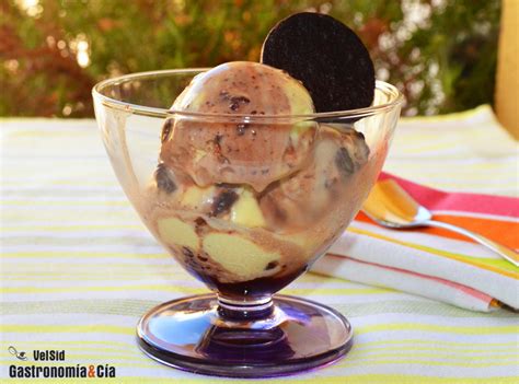 Receta De Helado De Vainilla Con Cookies De Chocolate Gastronomía And Cía