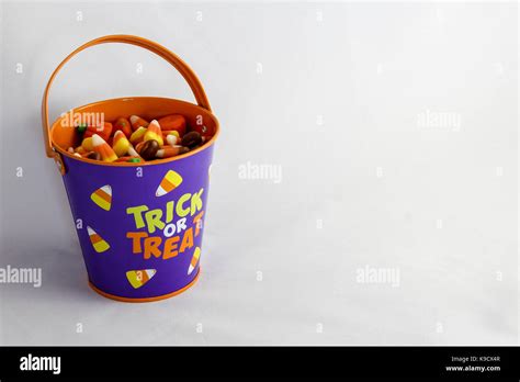 Halloween Candy Hi Res Stock Photography And Images Alamy