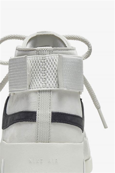 Date De Sortie De La Nike Air Fear Of God Raid Light Bone Nike Snkrs