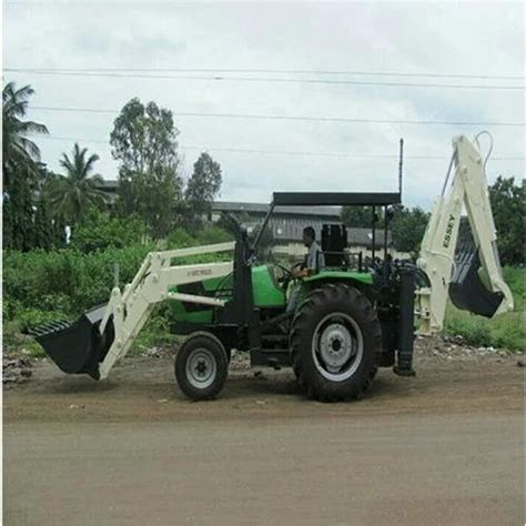 Tractor JCB, Capacity: 600-800kgs at Rs 830000 in Raisen | ID: 12888326873