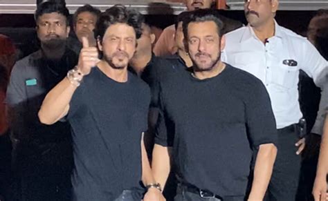 Tiger Shah Rukh Khan Salman To Shoot At A Massive Set Report