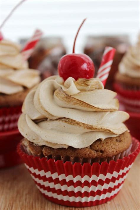 Root Beer Float Cupcakes Life Love Liz