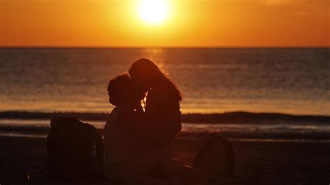 Indonesien verbietet außerehelichen Sex auch für Touristen Kurier