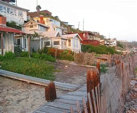 The Historic Crystal Cove Beach Cottages in Southern California - Beach ...