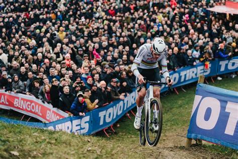 Flanders Classics Et Toerisme Oostende Vzw Organiseront Les