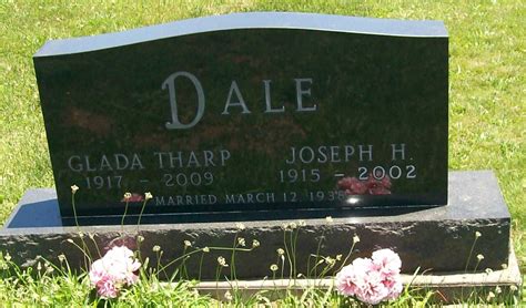 Glada Tharp Dale 1917 2009 Mémorial Find a Grave