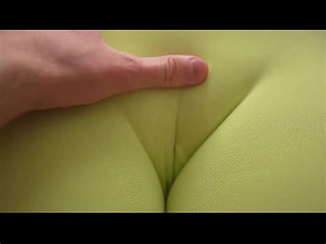Frotter Ma Chatte Humide Parfaite Dans Des Leggings Mouill S Xvideos