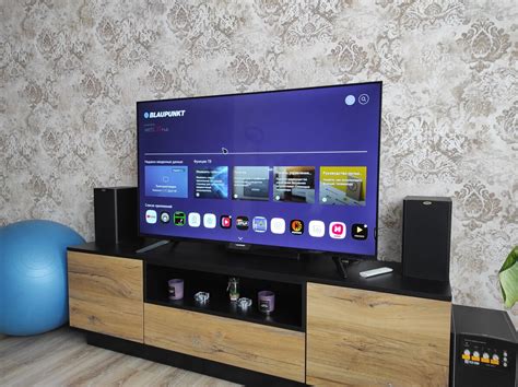 Телевизор BLAUPUNKT 55UW5000T + Портативная аудиосистема TOSHIBA TY ...