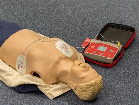 Basic Life Support And Automated External Defibrillation Aed Training