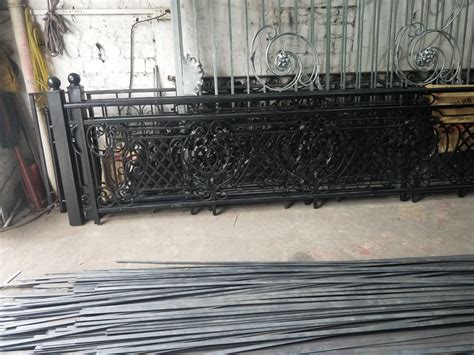 Hot DIP Galvanized Wrought Iron Balcony Safety Fence Security Aluminium Balcony Balustrade Cast