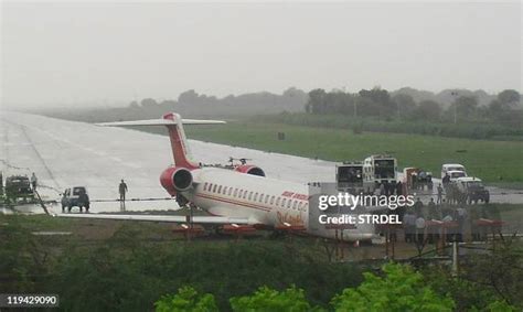 Kanpur Airport Photos and Premium High Res Pictures - Getty Images