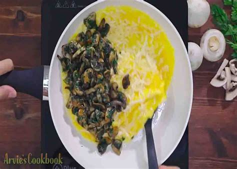 Easy Mushroom Omelet Recipe