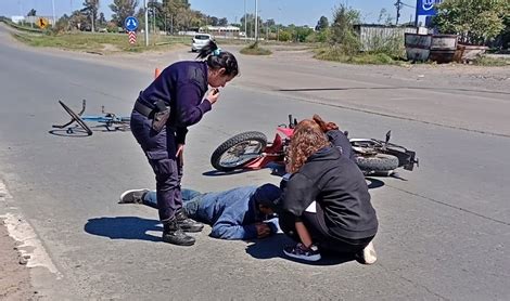 Campana Noticias Ciclista Herido Tras Ser Impactado Por Una Moto