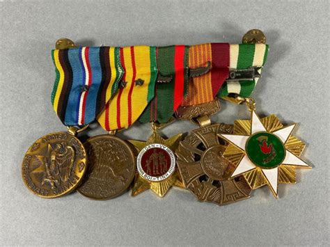 Vietnam War Vanguard Medal Bar W 5 Medals