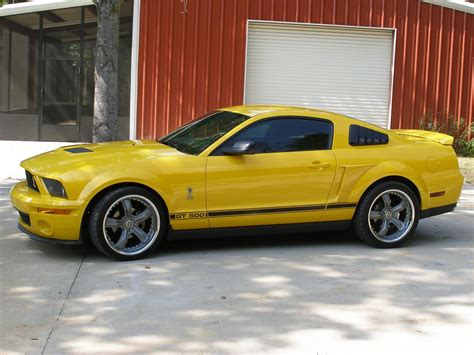 Screaming Yellow 2005 Ford Mustang