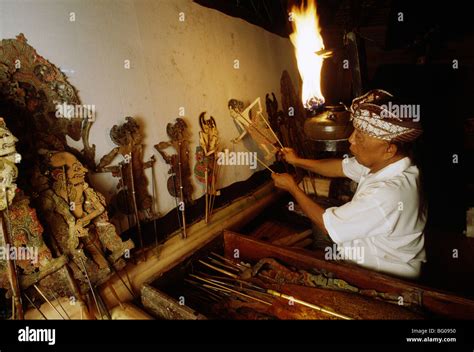 Puppets Bali Indonesia Hi Res Stock Photography And Images Alamy