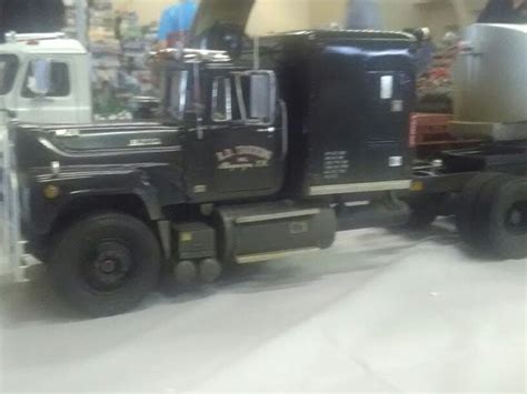 Mack Rl Convoy Scale Model Truck