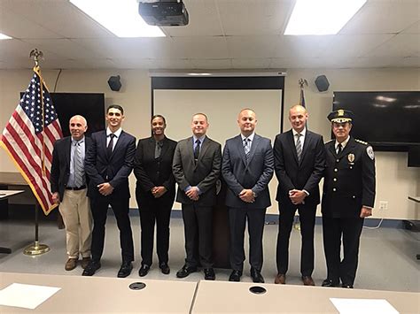 Southampton Town Police Department Hires Five Officers 27 East